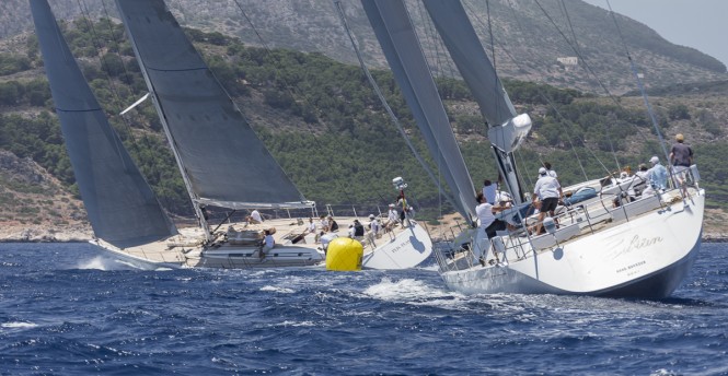 Superyachts Plis Play and Gibian