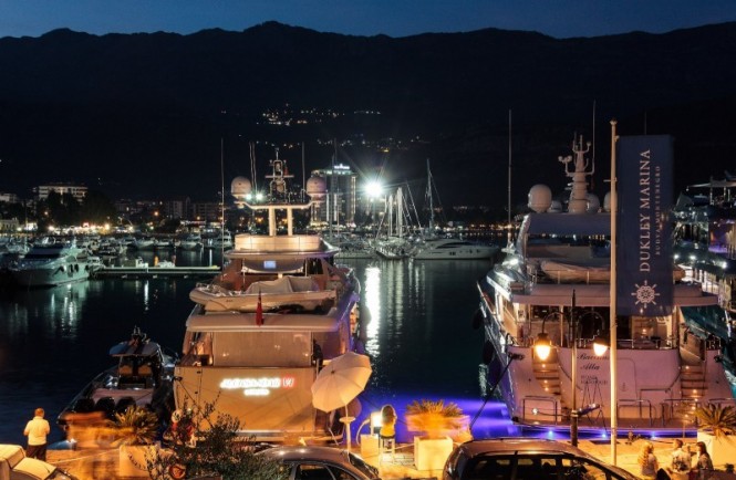 Dukley Marina by night