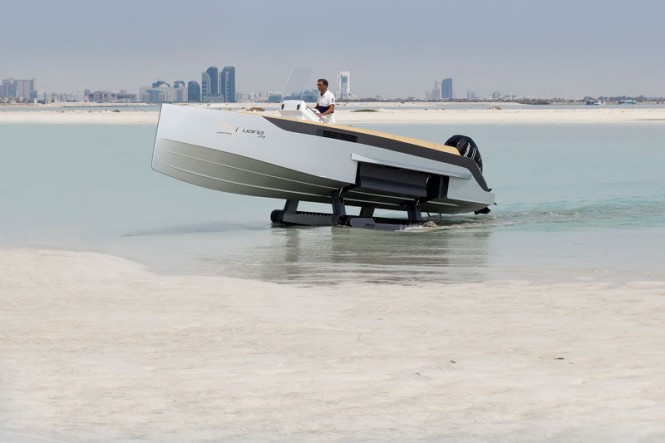 Iguana 29 superyacht tender on land Iguana 29 superyacht tender on land