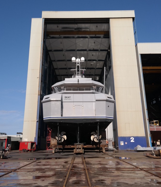Luxury motor yacht SKAT - aft view Luxury motor yacht SKAT - aft view