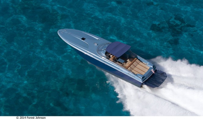 Magnum 51 yacht tender from above Magnum 51 yacht tender from above