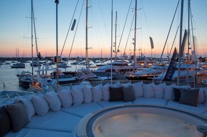 AYSS – A co-sponsor of the Welcome Party at 2014 Newport Charter Yacht Show