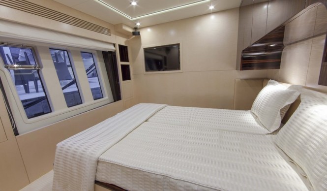 Super yacht Azimut 84 US Version - Cabin Super yacht Azimut 84 US Version - Cabin