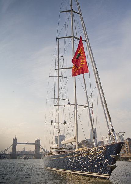 46m Pendennis Yacht Christopher in London - Copyright onEdition 2014 46m Pendennis Yacht Christopher in London - Copyright onEdition 2014