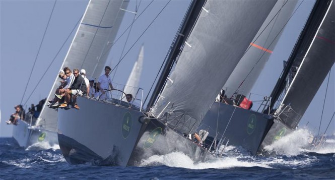 JEAN-CHARLES DECAUX'S J ONE (GBR) LEADING THE WALLY FLEET - Photo Rolex : Carlo Borlenghi JEAN-CHARLES DECAUX'S J ONE (GBR) LEADING THE WALLY FLEET - Photo Rolex : Carlo Borlenghi