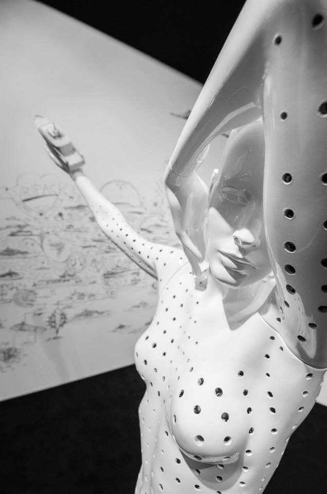 3D-printed model of the motor yacht CASA concept designed by Vripack held by a mannequin at the 2014 MYS 3D-printed model of the motor yacht CASA concept designed by Vripack held by a mannequin at the 2014 MYS