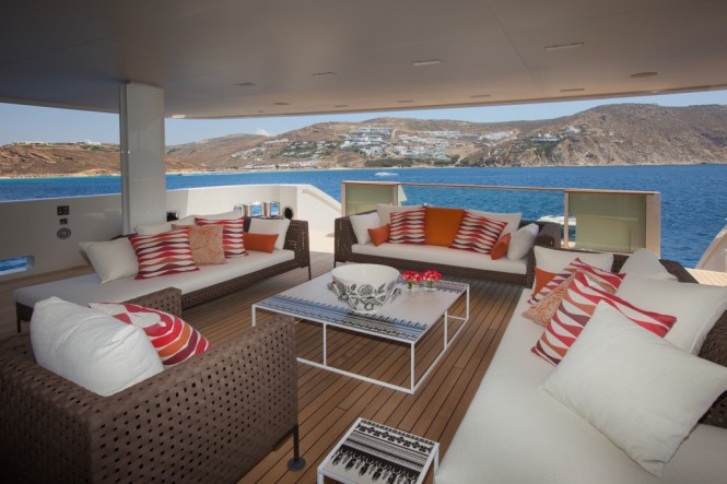 CRN Motor Yacht SARAMOUR - Sun Deck CRN Motor Yacht SARAMOUR - Sun Deck