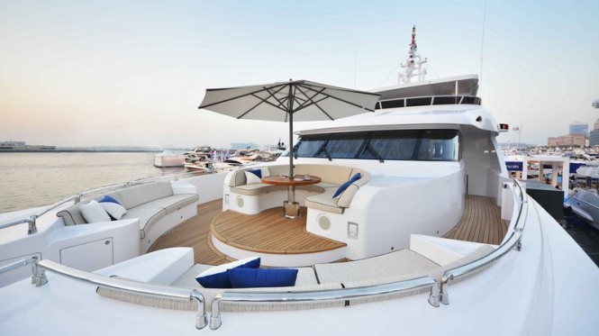 Majesty 135 superyacht - Bow seating area Majesty 135 superyacht - Bow seating area