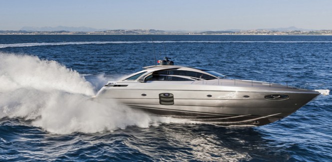 New Pershing 70 and Sanlorenzo SL118 yachts propelled by MTU engines on display at Genoa Boat Show 2014