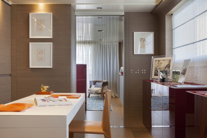 SARAMOUR superyacht owner's studio SARAMOUR superyacht owner's studio