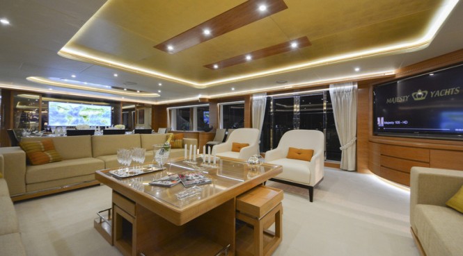 Super yacht Majesty 135 - Main Saloon Super yacht Majesty 135 - Main Saloon