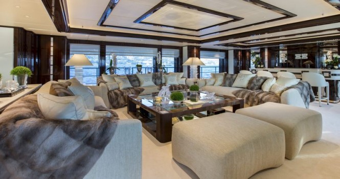 Illusion V superyacht - Saloon Illusion V superyacht - Saloon