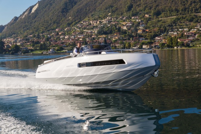 Invictus Yacht presents new 280GT yacht tender model in collaboration with Christian Grande Design Works