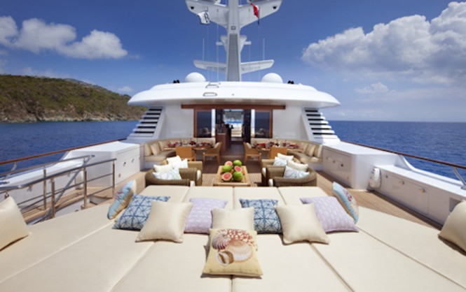 LADY BRITT yacht - Sundeck LADY BRITT yacht - Sundeck