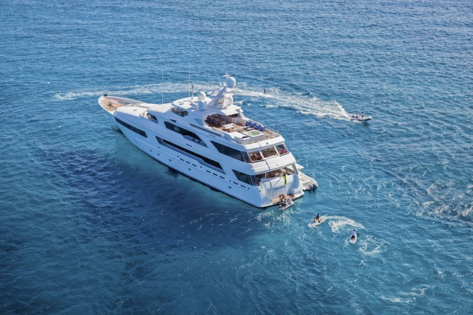 Luxury charter yacht VICTORIA DEL MAR - Jim Raycroft Luxury charter yacht VICTORIA DEL MAR - Jim Raycroft