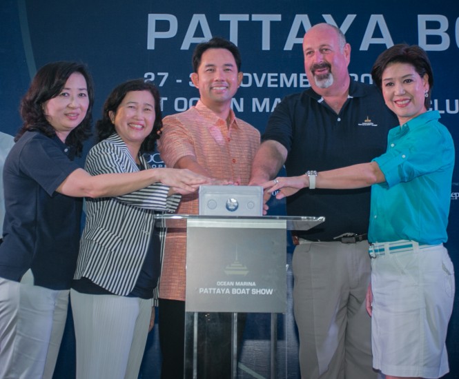 Ocean Marina Pattaya Boat Show 2014: Busy first day