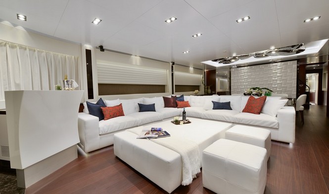 Super yacht Paradise - Saloon