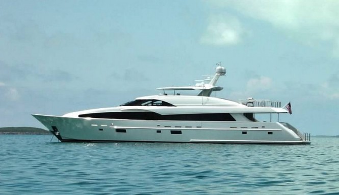 Photos of motor yacht FUGITIVE and QING Yacht during Tiger Shark Tagging Expedition