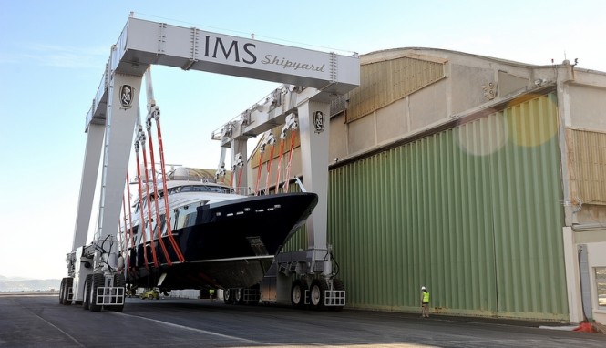 43m Heesen superyacht SISTER ACT – The first yacht hauled out on new IMS 700 site