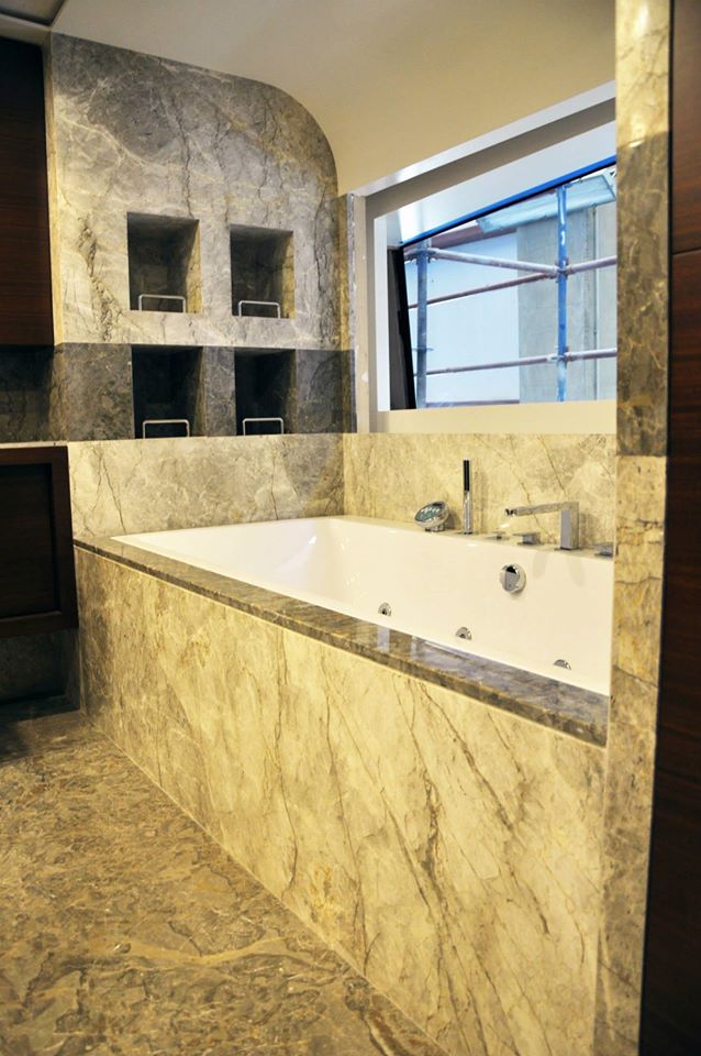 BEBE superyacht - Bathroom - Image credit to Vosmarine