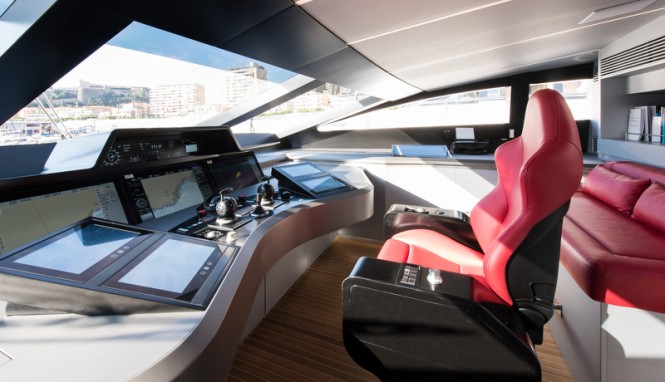 Silver Wind superyacht - Wheelhouse - Photo Credits @ SuperyachtMedia Silver Wind superyacht - Wheelhouse - Photo Credits @ SuperyachtMedia