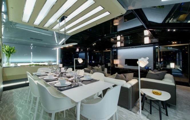 8th Arcadia 85 US edition Yacht - Dining 8th Arcadia 85 US edition Yacht - Dining