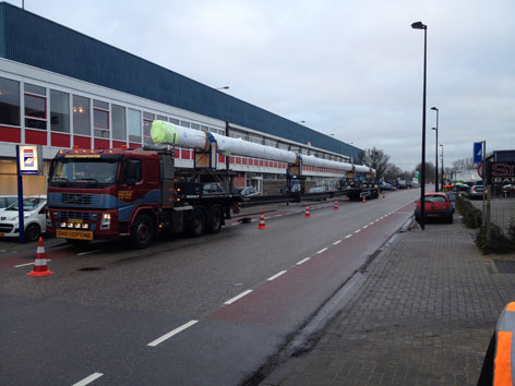 Mast for J Class J8 Yacht arrives at Holland Jachtbouw