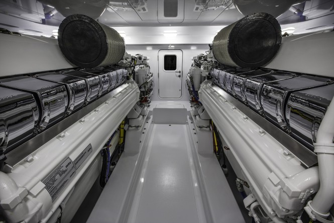 Clean Sweep Yacht - engine room Clean Sweep Yacht - engine room