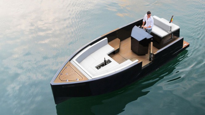 De Antonio D23 yacht tender from above De Antonio D23 yacht tender from above