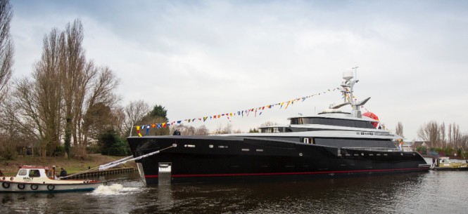 Luxury motor yacht KISS at launch Luxury motor yacht KISS at launch