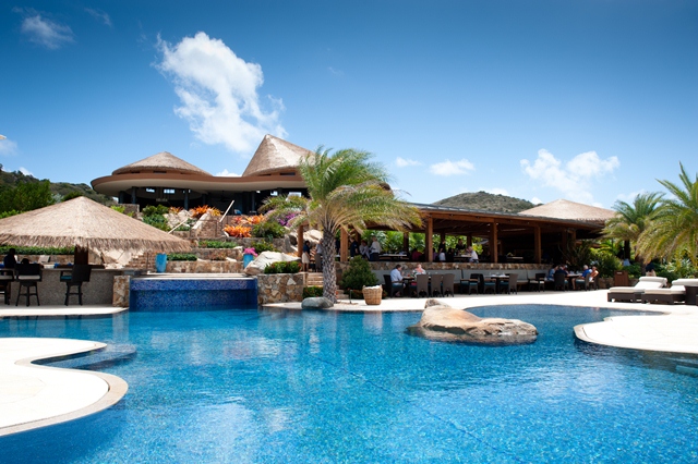 Guests of the regatta are invited to enjoy Oil Nut Bay's Beach Club facilities