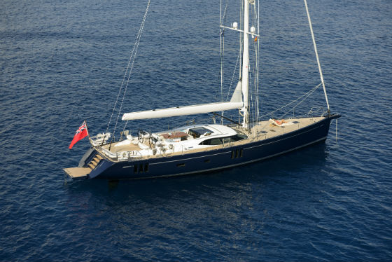 Oyster Yachts to attend London Yacht, Jet and Prestige Car Show with sailing yacht Oyster 825 on display