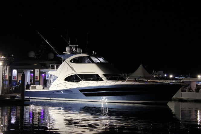 Riviera 77 Enclosed Bridge yacht