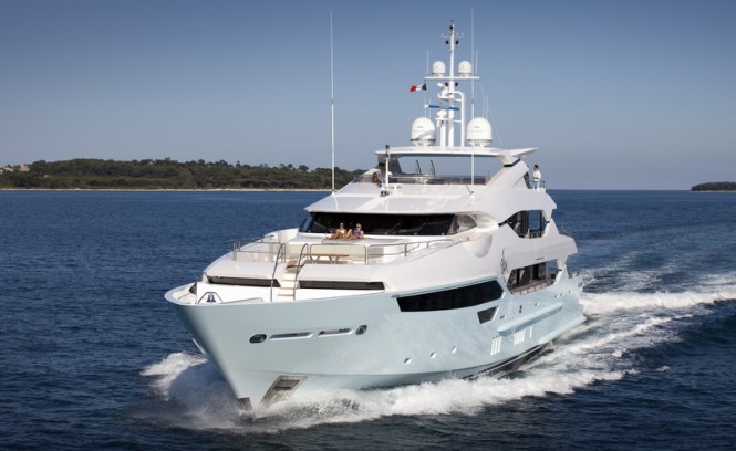 Sunseeker 115 Yacht BLUSH superyacht underway