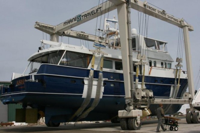 Refit of 90’ Palmer Johnson Motor Yacht ASHA at Front Street Shipyard