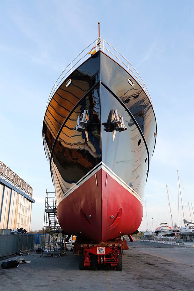 TARANSAY Yacht almost ready to hit the water - Photo credit to Wioletta Kowalska and Rossinavi