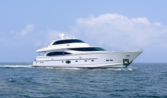 New Customized Horizon E88 Skylounge Superyacht Launched