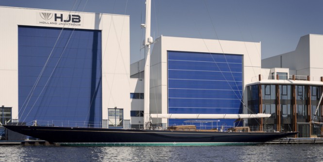 New J Class Sailing Yacht TOPAZ (J8) splashes at Holland Jachtbouw