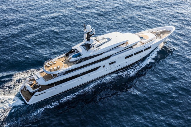 TANKOA 693 superyacht SUERTE