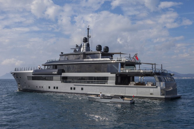 CRN displays 55m motor yacht ATLANTE, 61m superyacht SARAMOUR and 73m mega yacht YALLA at MYS