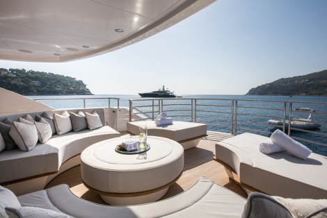 Aboard THUMPER superyacht - Photo by Jeff Brown