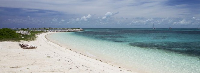 Newly-Revamped 45m Superyacht CRACKER BAY ready for Bahamas and Caribbean Luxury Charter Vacations