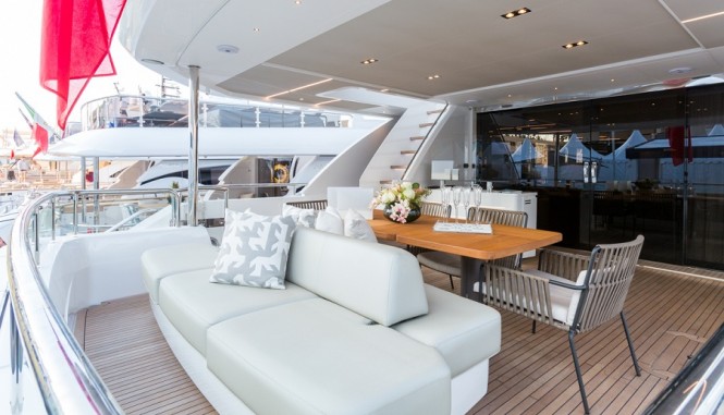Princess 35M super yacht ANTHEYA II - Cockpit