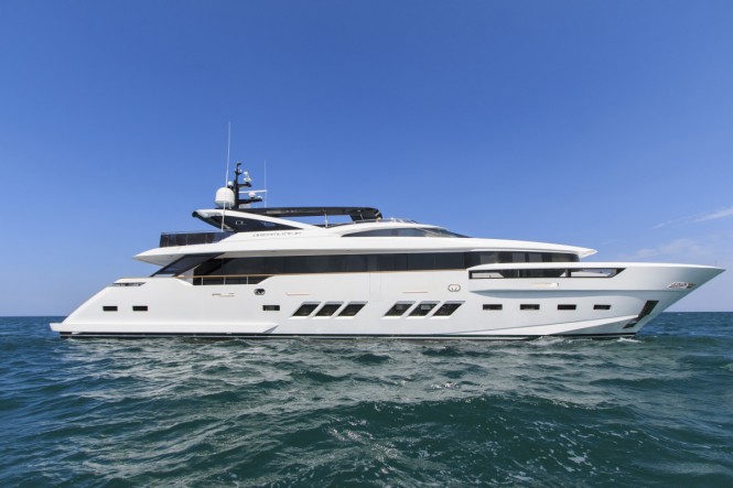 New Dreamline 34m Superyacht