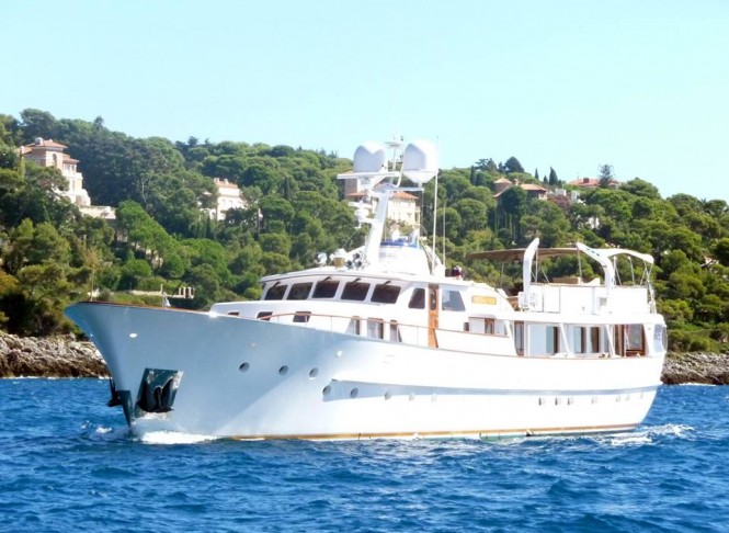 Beautiful 35m Classic Motor Yacht BEIJA-FLOR by FEADSHIP