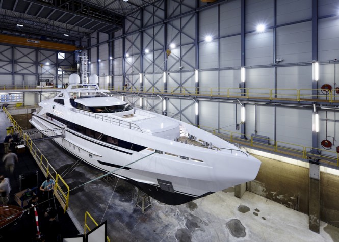 Motor yacht AMORE MIO - Photo by Dick Holthuis