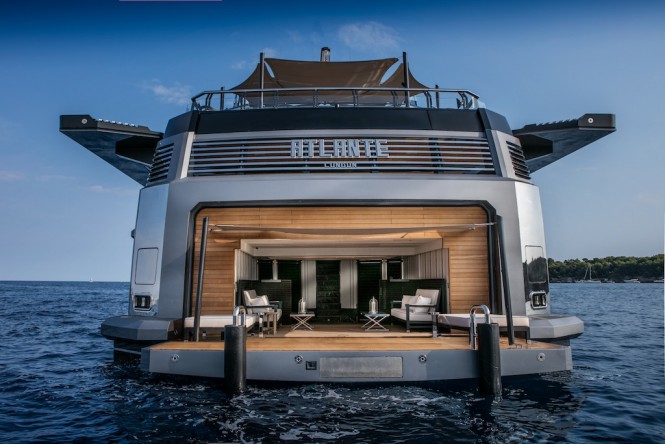Atlante - transom