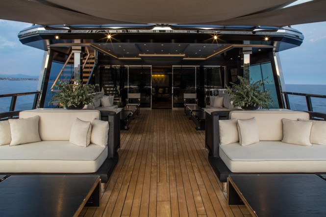 Atlante - upper deck aft