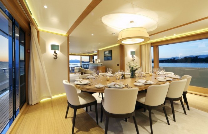 SOLIS - Dining