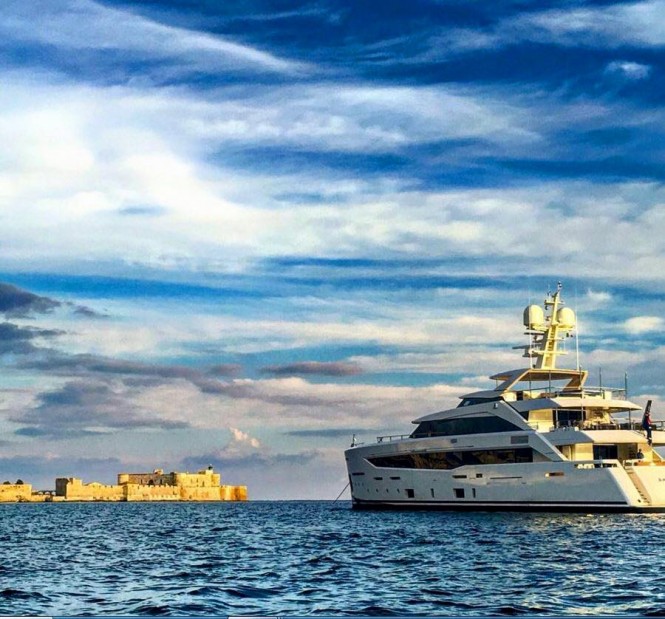 NEW SF40 Superyacht SERENITY by Mondomarine completes her first transcontinental voyage